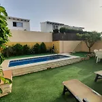 Con Piscina 28 غران ألاكانت